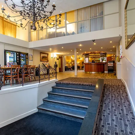 Xo Centre Hotel 3*