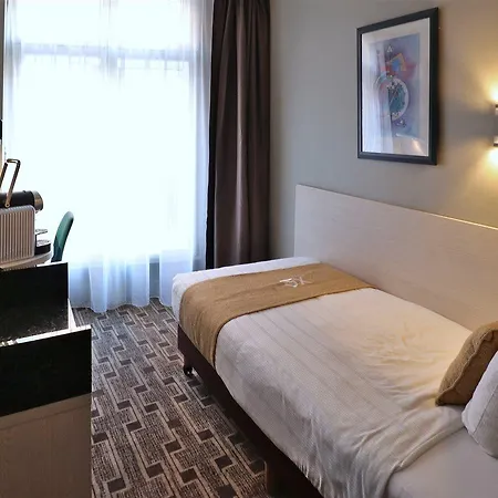 Xo Centre Hotel 3*
