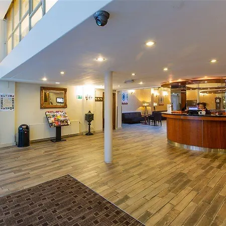 Xo Centre 3*